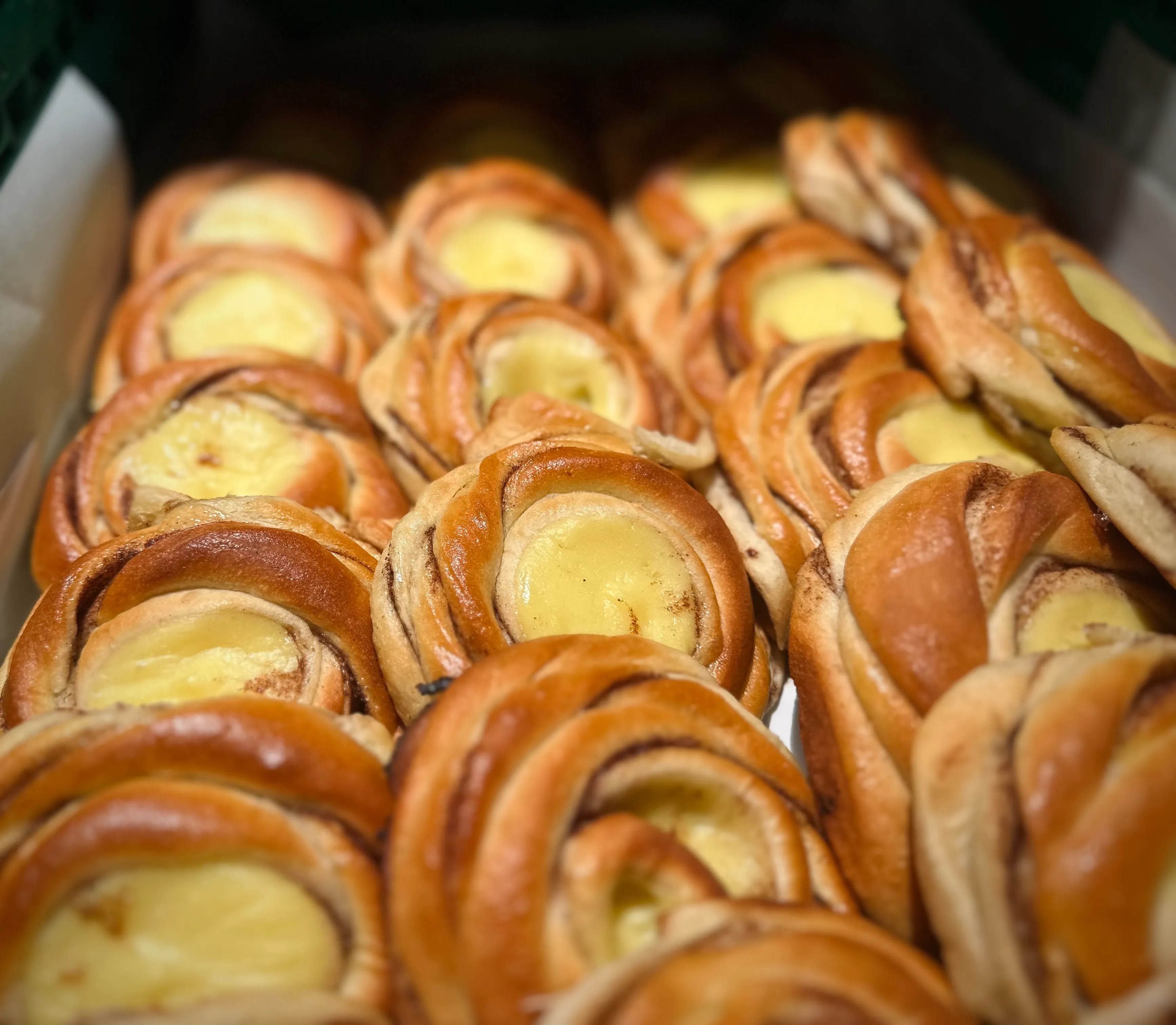 Søte kanelknuter fra Landøy Brød & Pizza i Mandal